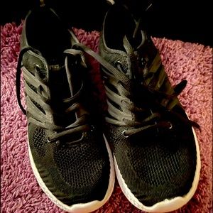 Everlast women’s shoes